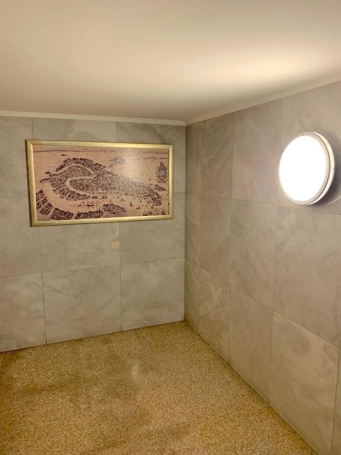 Holidays Apartment Toti To Fulfill Your Wishes Местре Екстер'єр фото