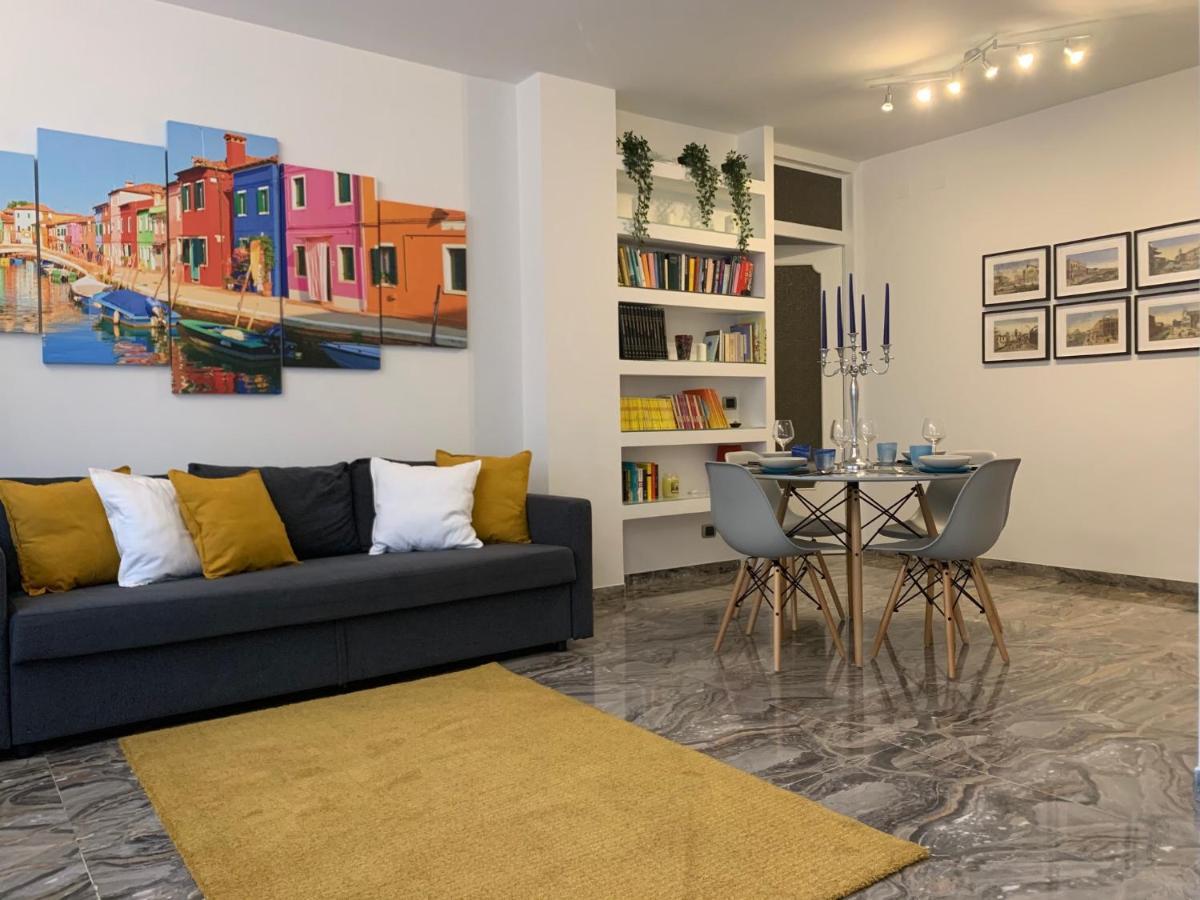 Holidays Apartment Toti To Fulfill Your Wishes Местре Екстер'єр фото