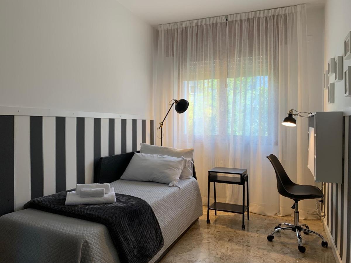 Holidays Apartment Toti To Fulfill Your Wishes Местре Екстер'єр фото